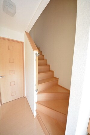 ツインオークスコートNの物件内観写真